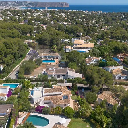 Chalet Bonita B Light Piscina Climatizada Bbq Wifi *
