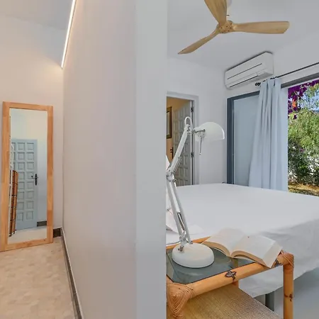 Chalet Bonita B Light Piscina Climatizada Bbq Wifi *